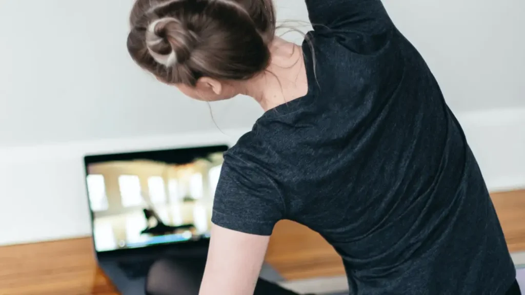 Background Image of Virtual Fitness Market Insights and Grwoth Report